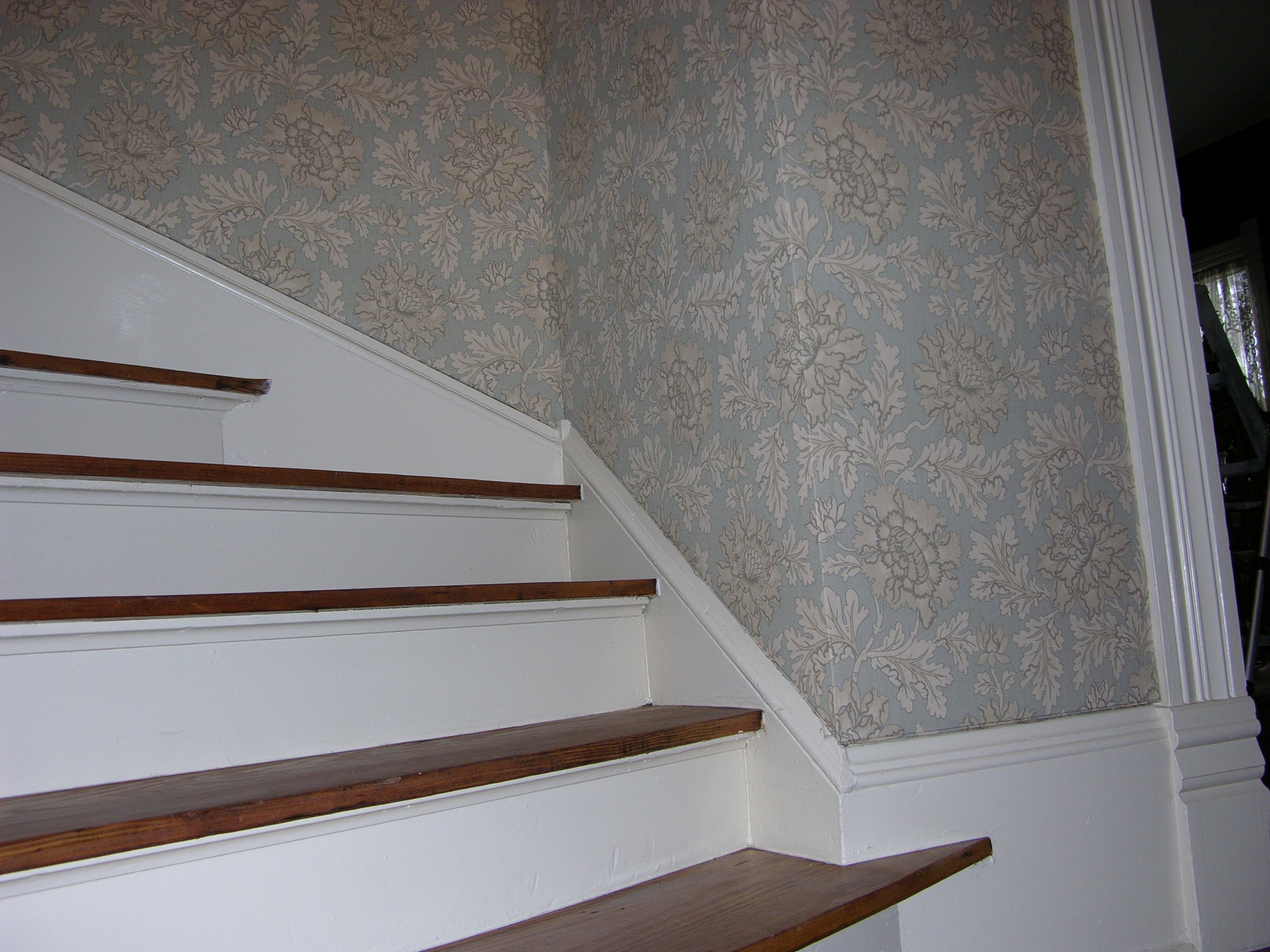 Fabric wall covering ideas in Hallways, corridors or entrance